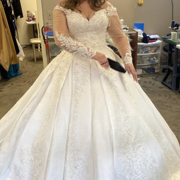 Brand New Wedding Dress